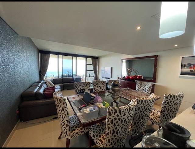 3 BEDROOM APARTMENT FOR SALE IN NEW TOWN CENTRE